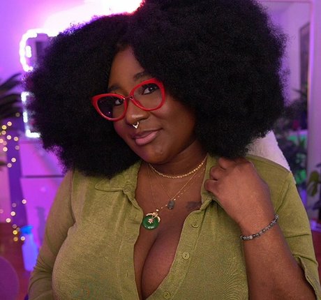 Xmiramira pornstar beautiful image