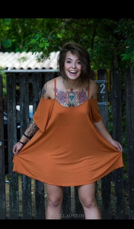 Karen Menegazzo hot actress pics