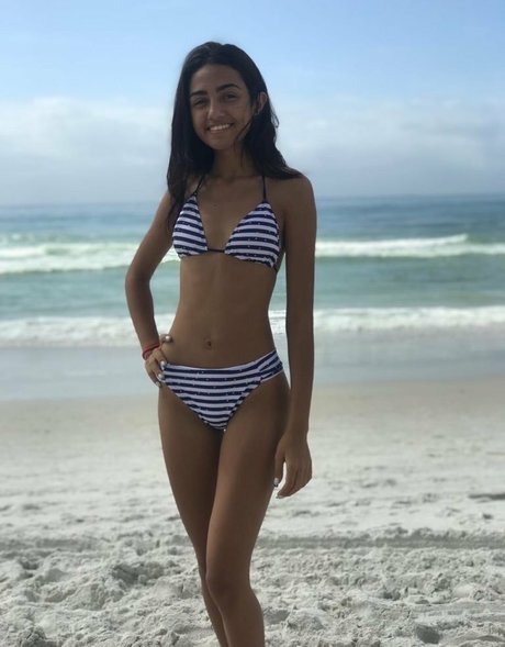 Dessssssa art model photos