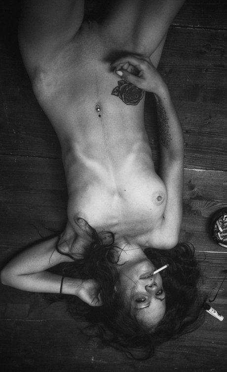 Grinsebaeckchen model adult gallery