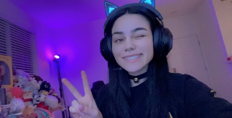 baby satine model pornographic pics