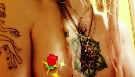 Bambiicandy model nice image