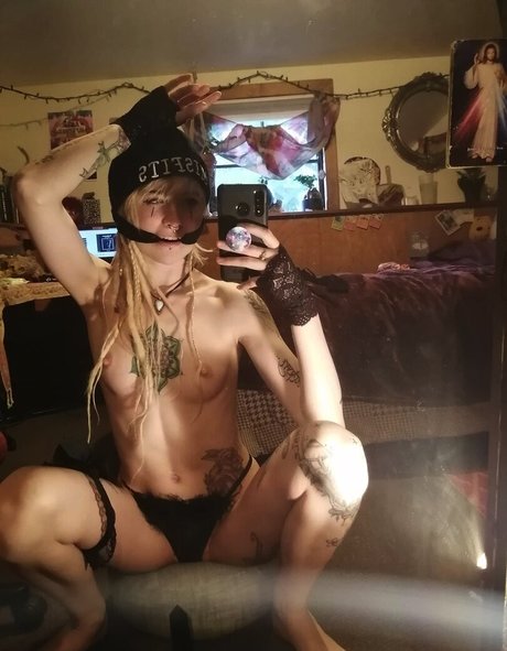 Bambiicandy nudes pornstar pictures