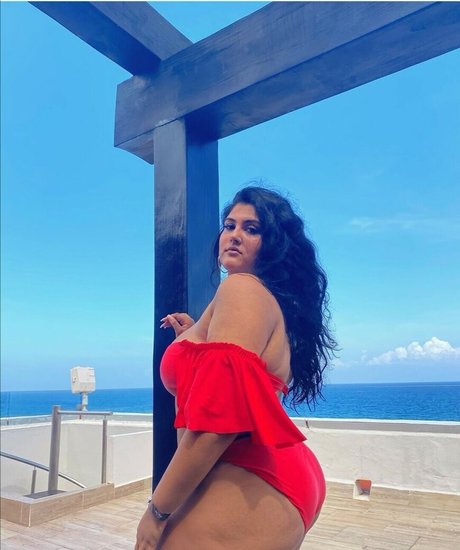 Prettydesibabixo pornographic model pics