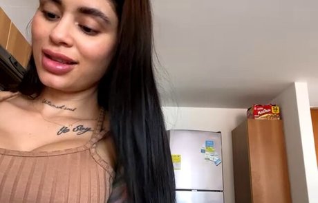 Lara Henao star perfect img