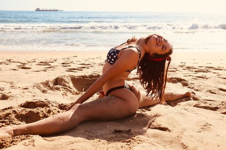 Shawsera beautiful model pics