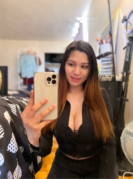 Sabrina Chelsiee Cargo pornstar high quality picture