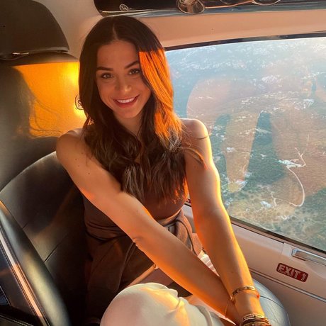 Sandra Dziwiszek Photo Gallery