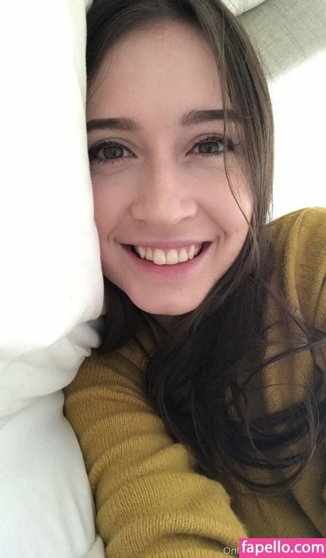 KiraBee s pornstar top pics