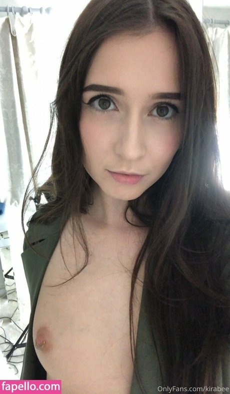 KiraBee s perfect star pics