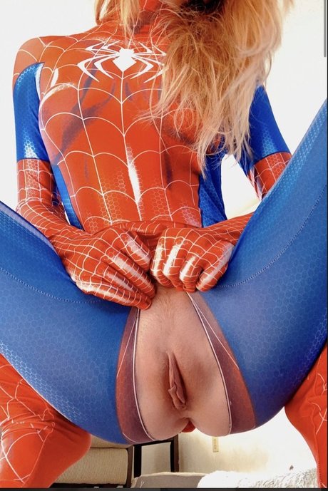 Mattie Doll erotic model gallery