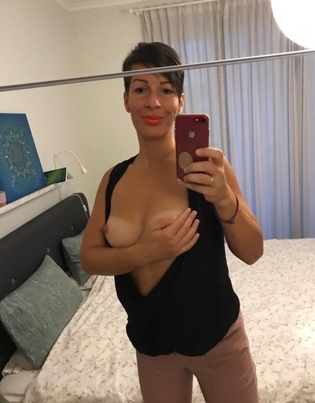 Kat Haze nude actress pic