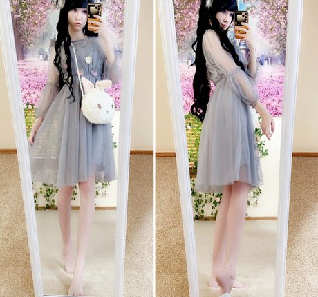 Faellu erotic model image