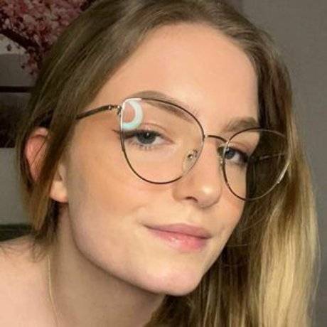 Hailey Davis pornstar beautiful photo