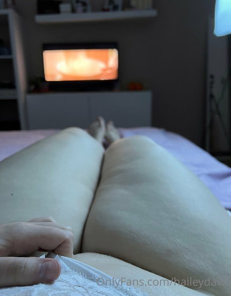 Hailey Davis naked pornstar photos