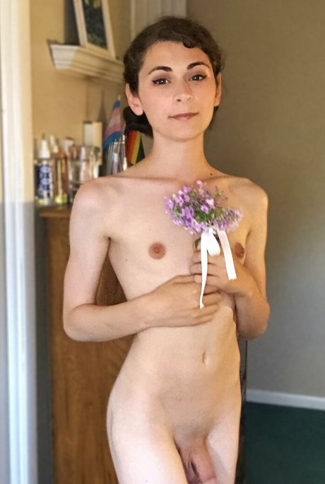 Harper Finch star beautiful gallery