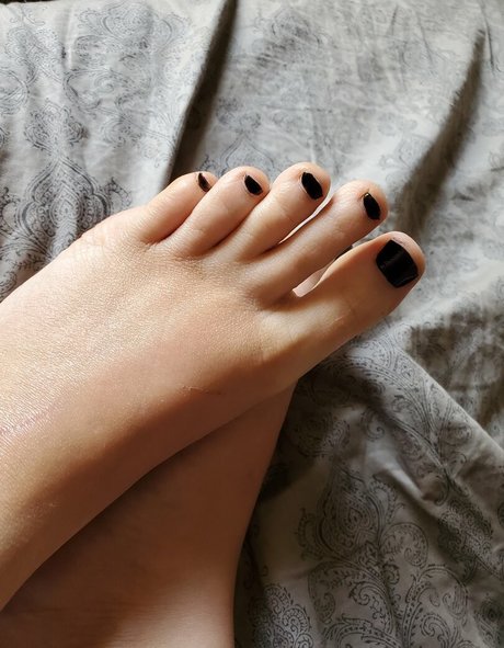 Skeletons twin perfect pornstar pics