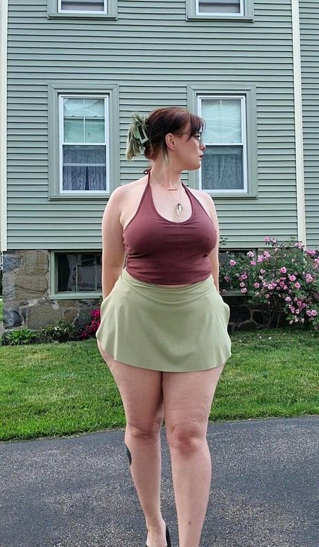 Shiny Says free model photos