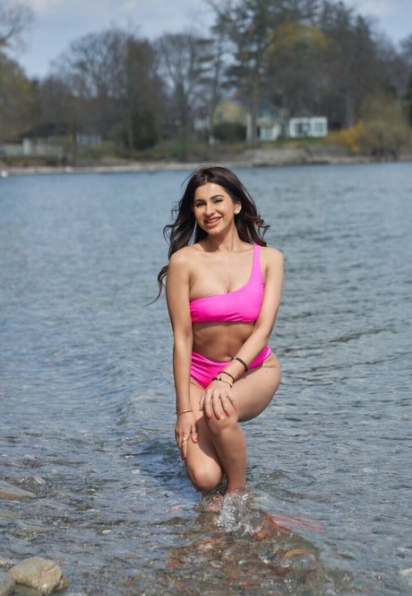 Meeti Kahler adult star pics