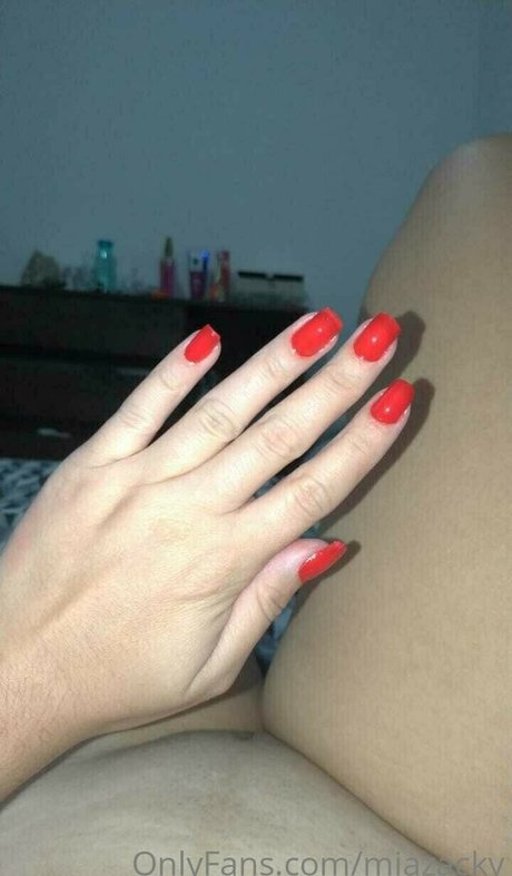 Mia Zacky xxx actress photo