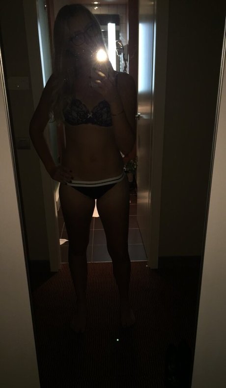 Kristina Mladenovic sexy star picture