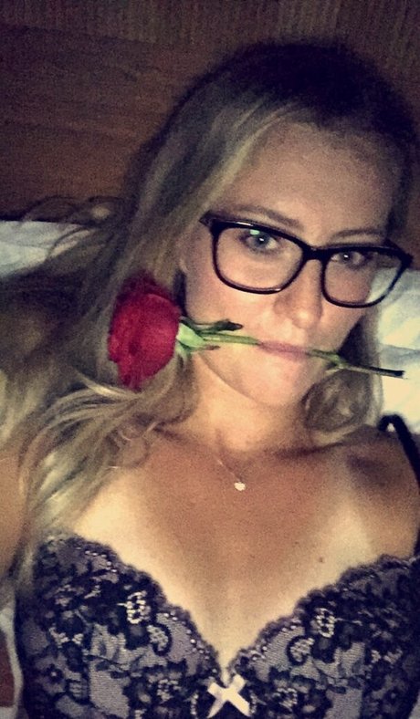 Kristina Mladenovic hot pornstar pic