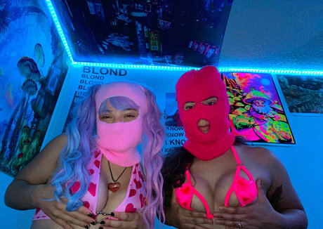 Bxnny sexy model img