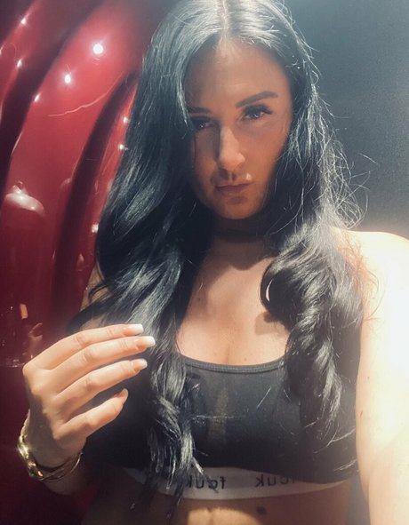 Heather Leigh Moran nude pornstar archive