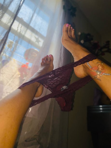 Hunnie D Bunnie nude actress pics