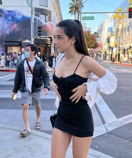 Angela Marmol model pornographic img