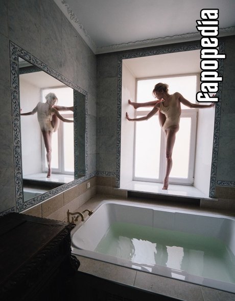 aemillin hd actress images