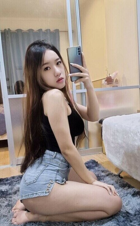 sxxxtacy model naked pictures