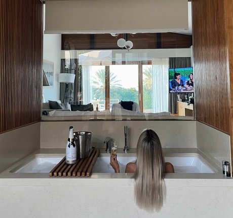 asian feet onlyfans pretty pic