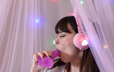 Leni Doll hot model photos