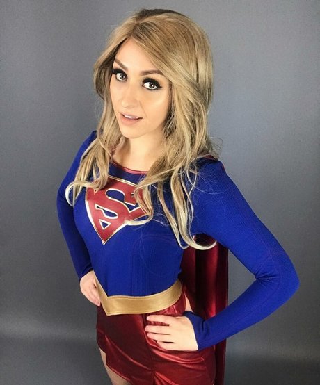 Arty Fakes pornstar art archive