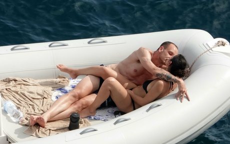 Charlie XCX model beautiful pictures