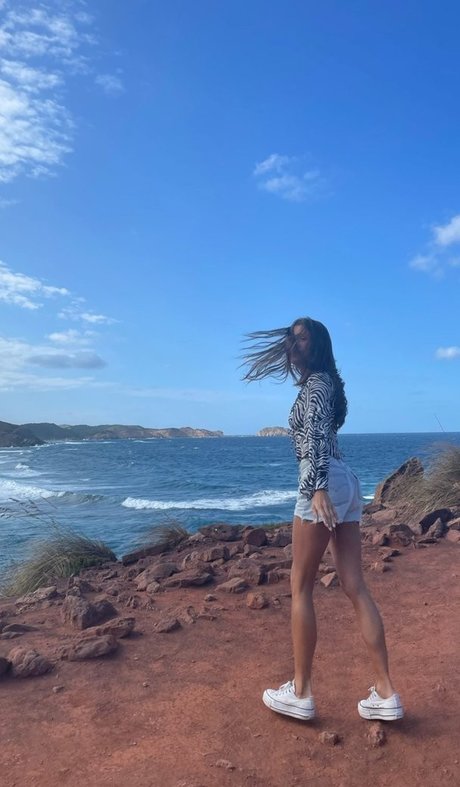 Alice Llenas pornstar nude gallery