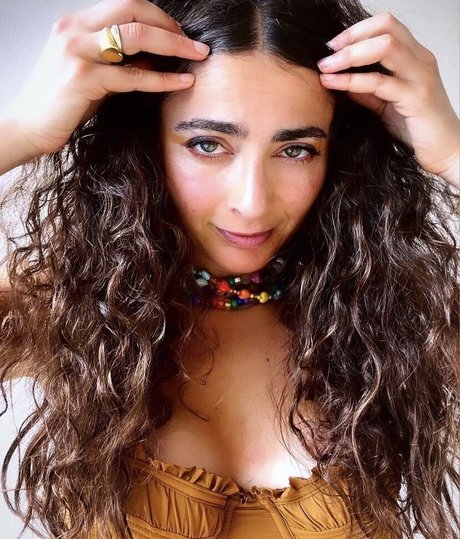 Alexi Pappas art pornstar image