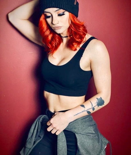 Gigi Dolin pornstar nice img