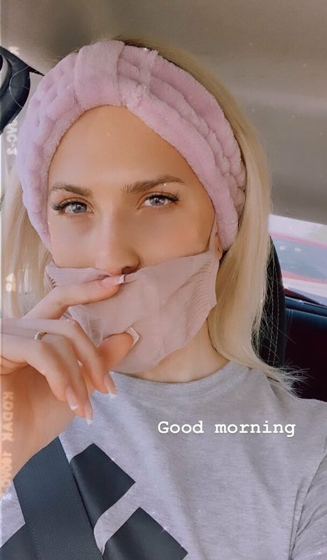 hot naked onlyfans exclusive photos