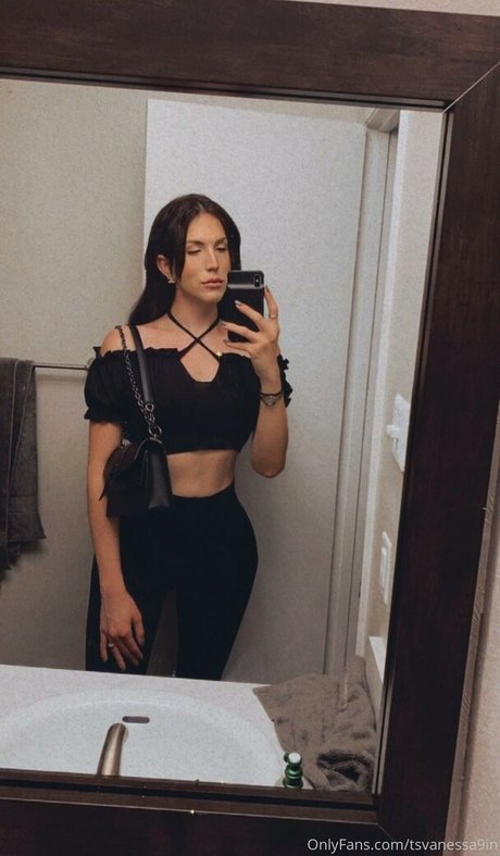 Vanessa9in star perfect photo