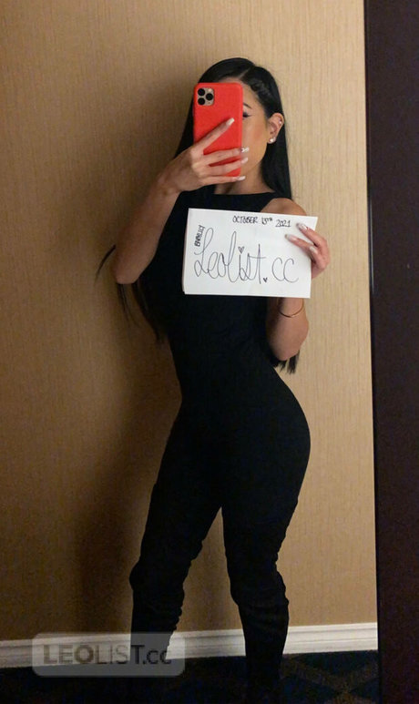 Baby Lily pretty actress pics