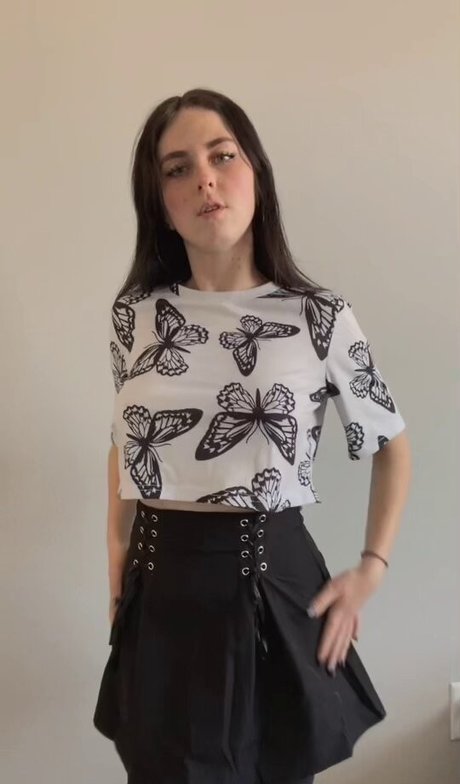 Olivia Evenstar model pretty picture