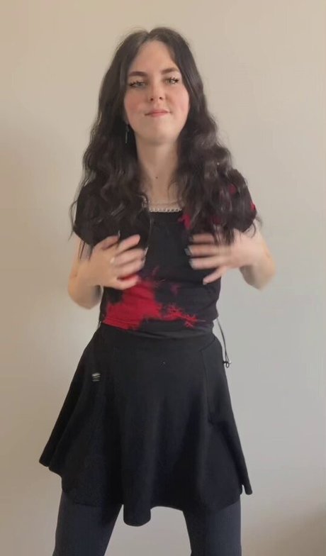 Olivia Evenstar star naked archive