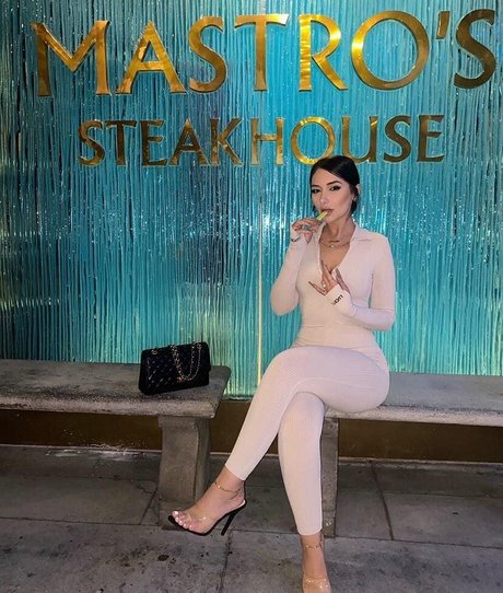 FeetByJo pornstar sex photos