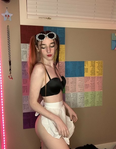 blonde babe onlyfans sexy nudes archive