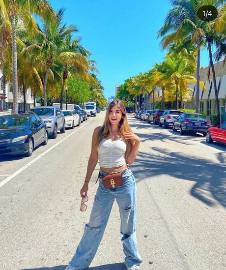 Malak Koura art star image