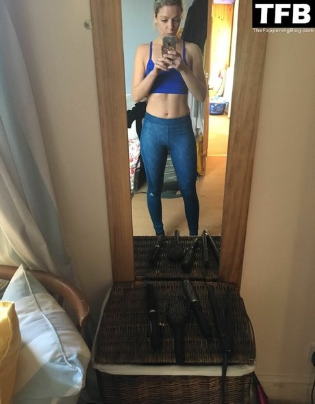 Claire Hutchings pornstar nude pics