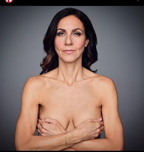 Julia Bradbury model free pic