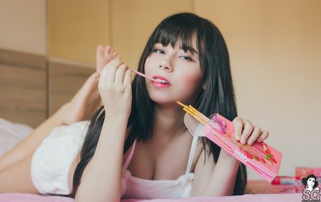 Nath Ayumi pornstar top photo